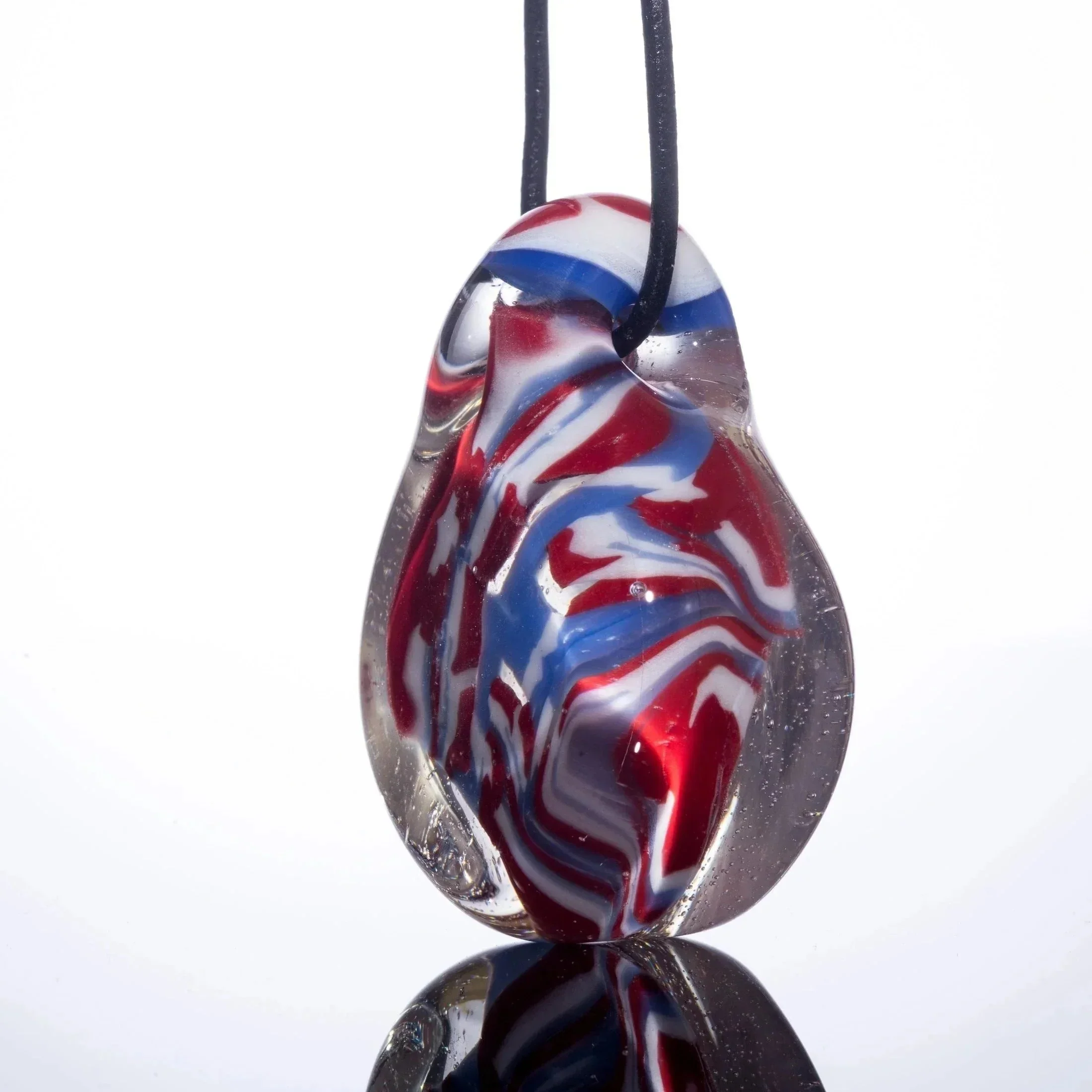 "American Beauty" Peter the Doge Circle Pendy - Image 3