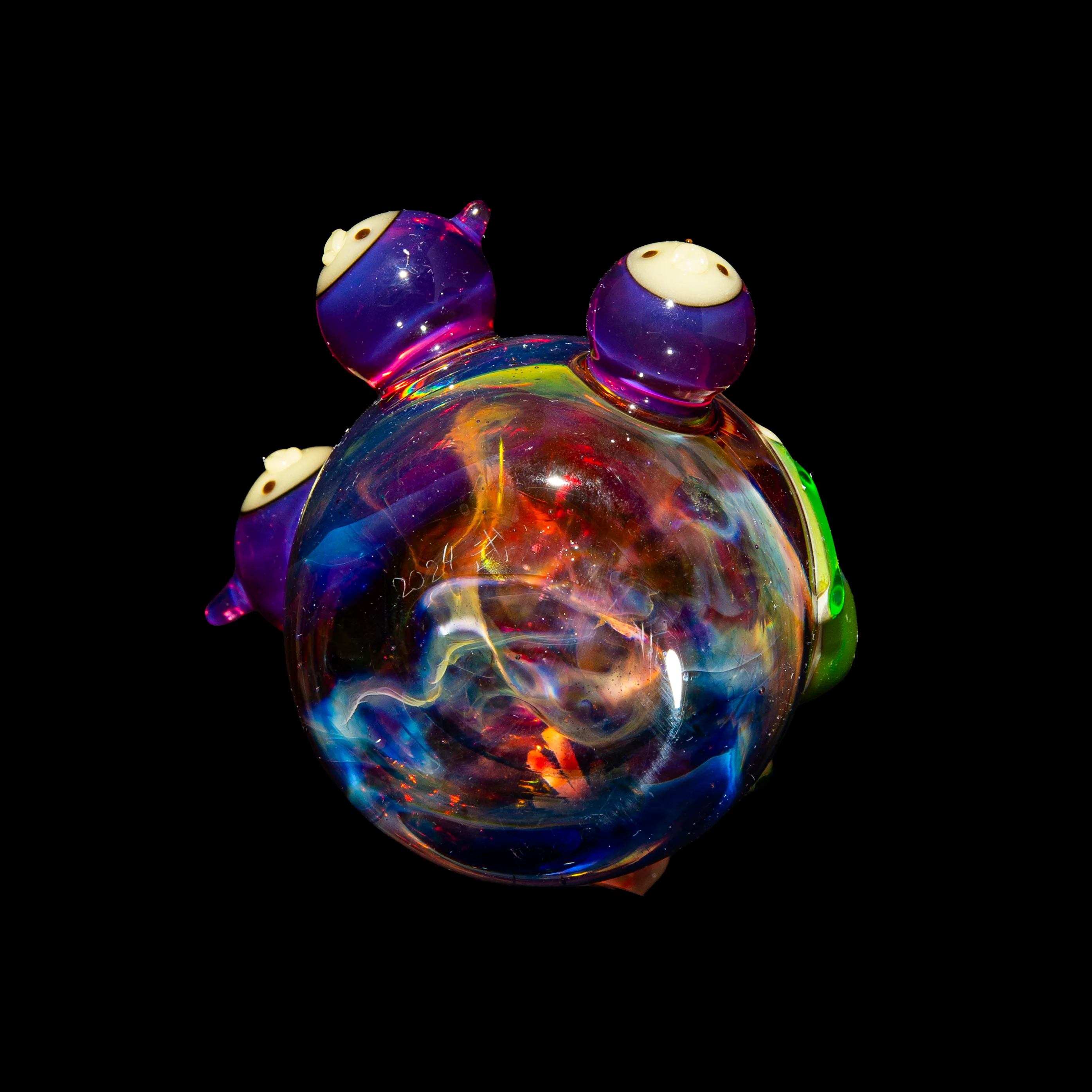 Aquarius - Chappy, Frog & Flower Paperweight - Image 4