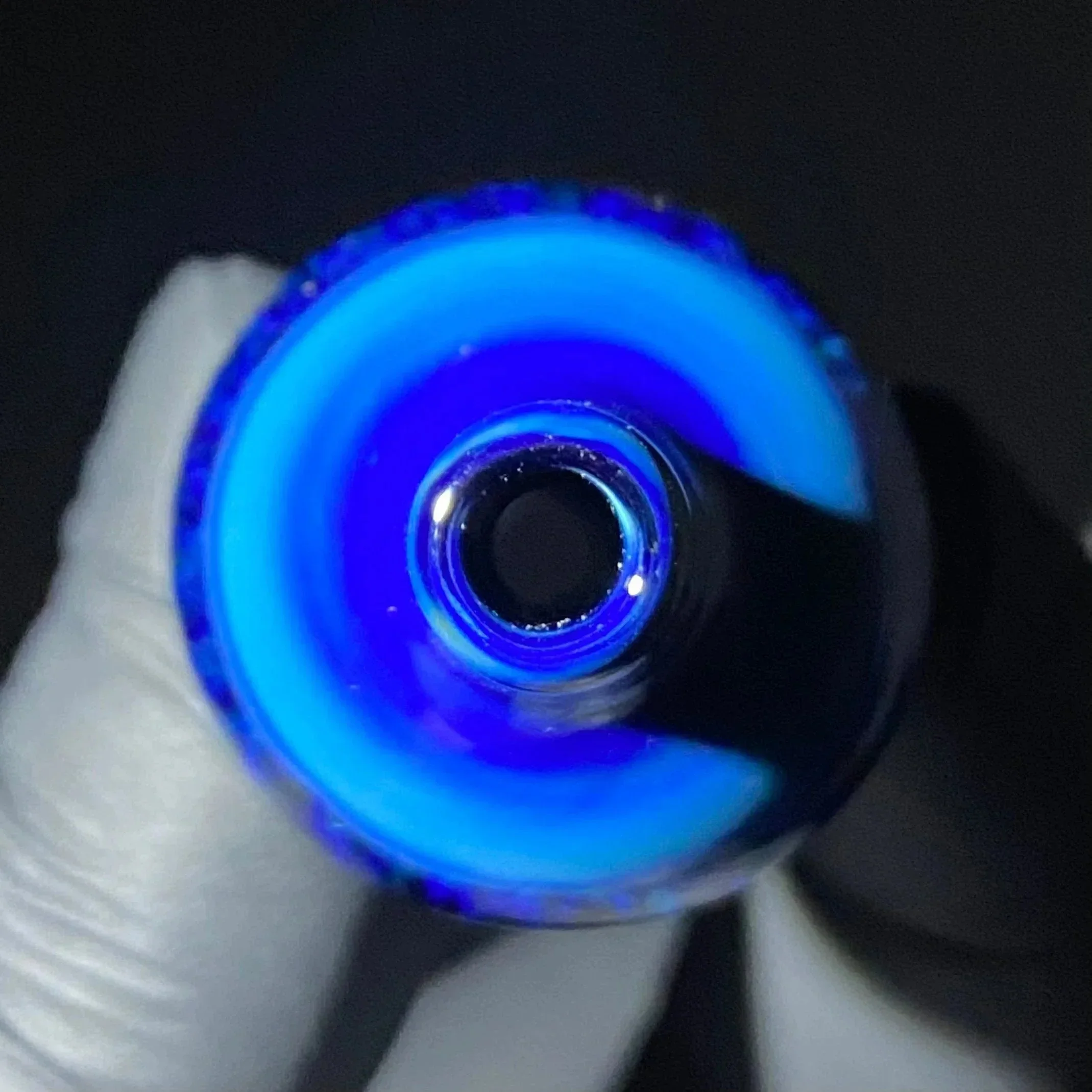 Beak Glass - Intense Blue Green Bubble Cap - Image 5