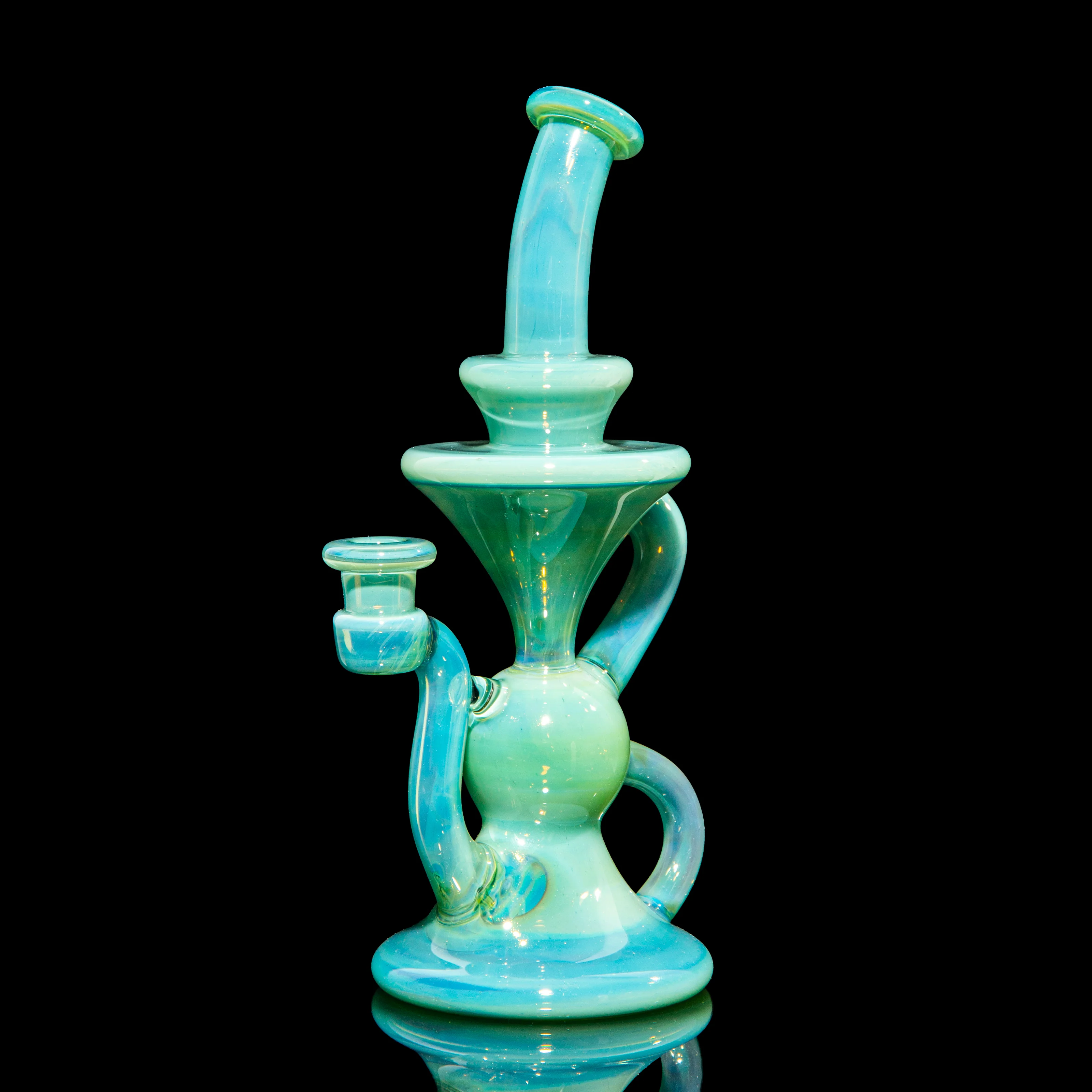 Blob Glass - IO Star Over Lucid Klein Recycler - Image 3
