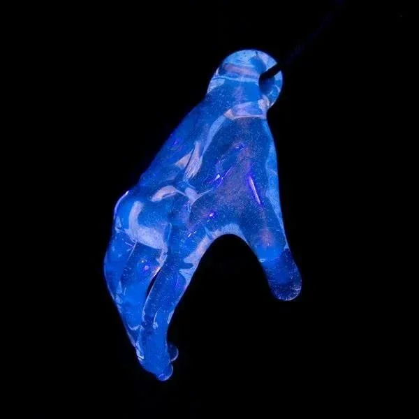 Bowman Glass - Blu-V Hand Pendant - Image 2