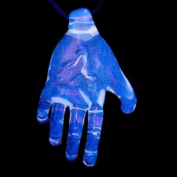 Bowman Glass - Blu-V Hand Pendant - Image 3