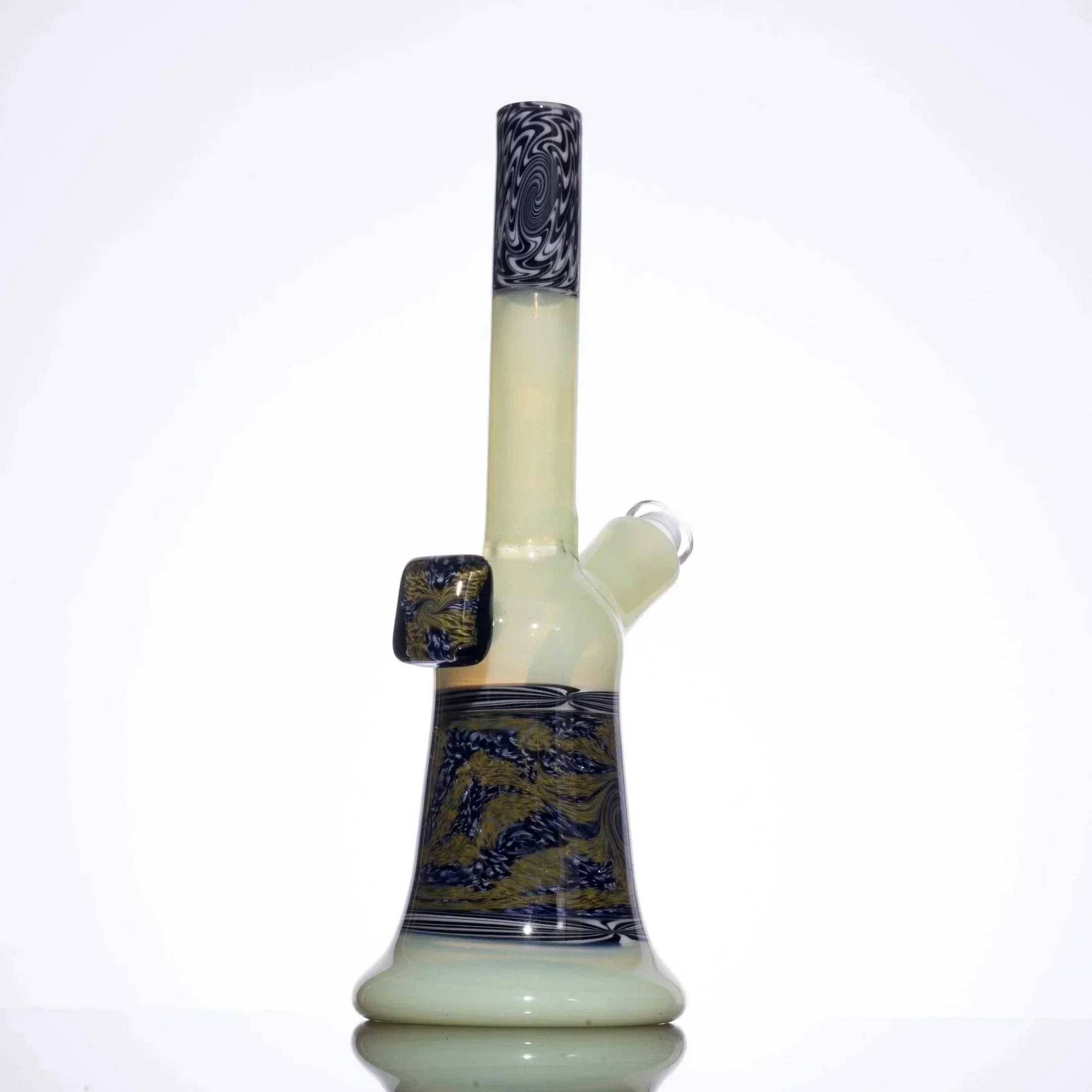 Dan Longden x Doge - Yoshi Tube Collab - Image 3