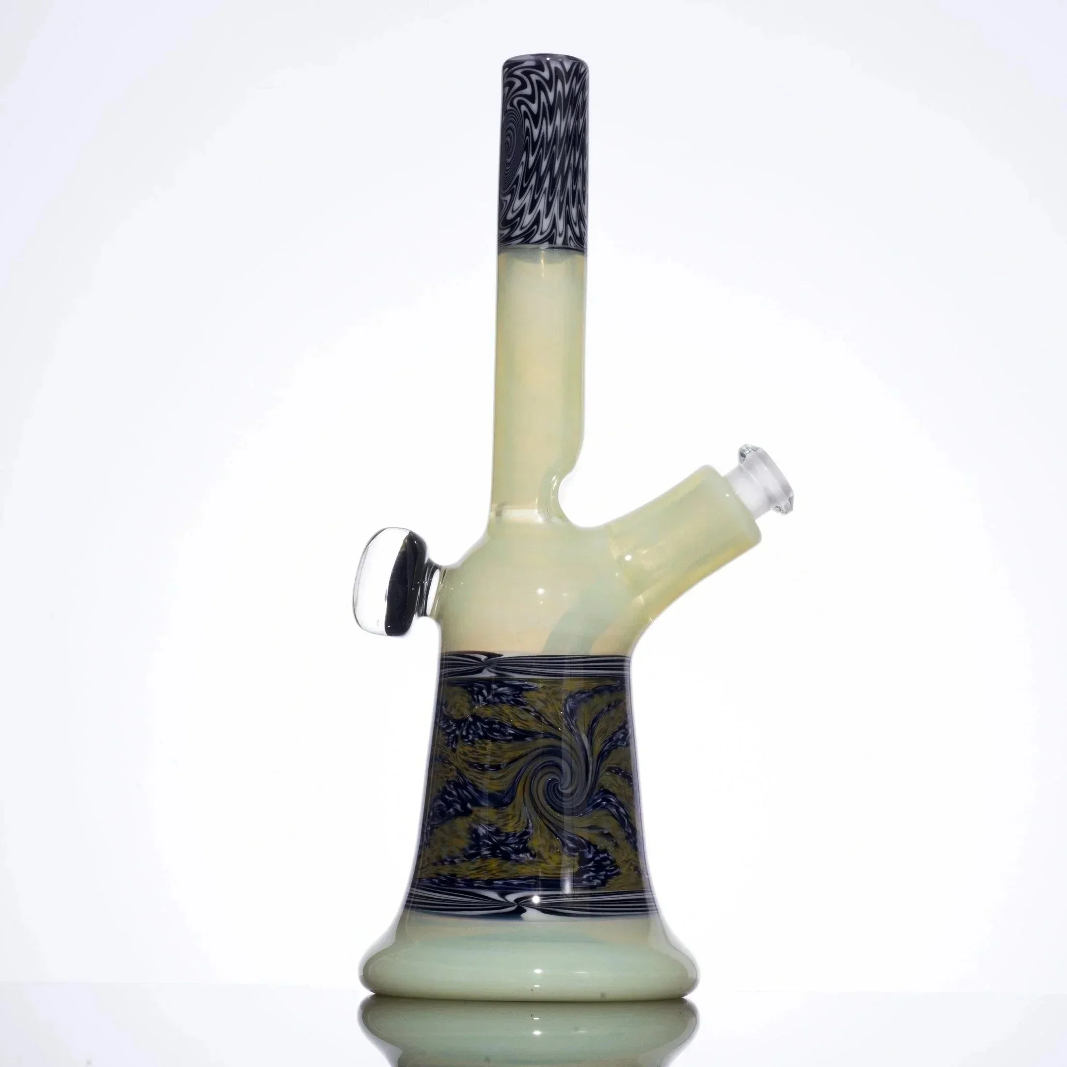 Dan Longden x Doge - Yoshi Tube Collab - Image 4