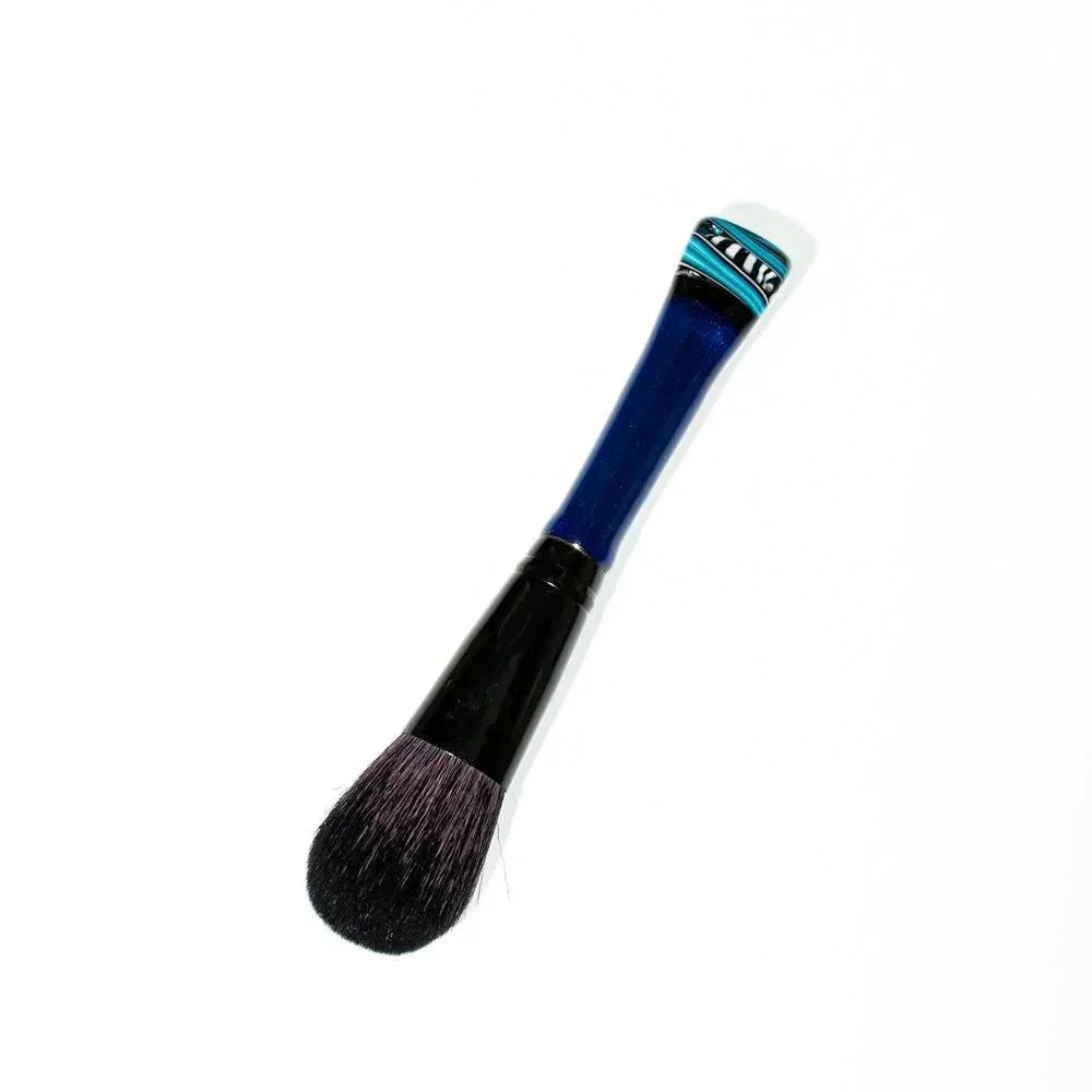Desiree Holla x Kennaroo Blush Make Up Brush - Image 2