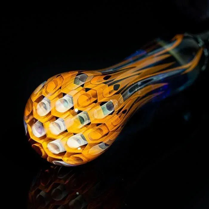 Desiree Holla x Tuerfs Large Fan Make Up Brush - Image 2
