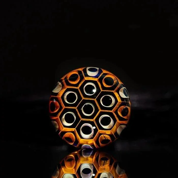Desiree Holla x Tuerfs Large Fan Make Up Brush - Image 4