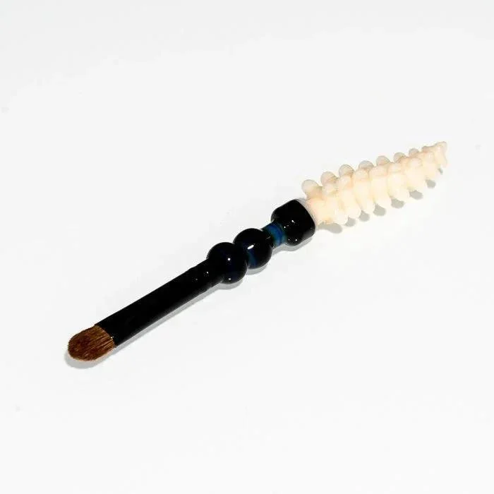 Desiree Holla x Ghost Glass Small Eyeshadow Make Up Brush - Image 2