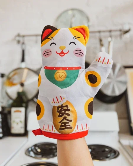 Fred & Friends - Feline Lucky Oven Mitt - Image 4
