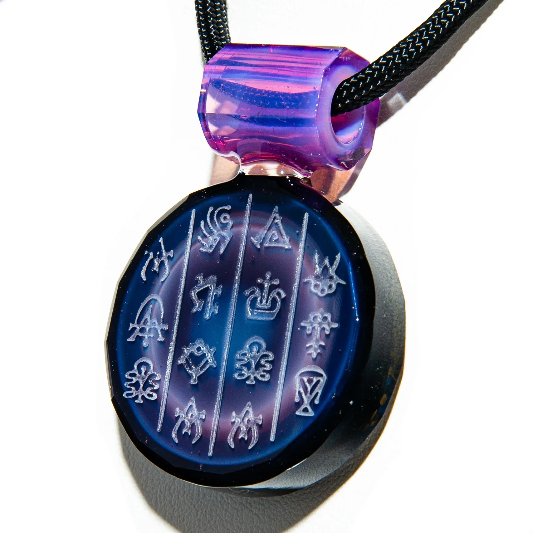 Green T Glass - Golden Bertha Pendant - Image 2