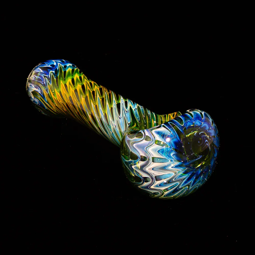 Izlow Glass - Green Raked Fume Spoon - Image 2