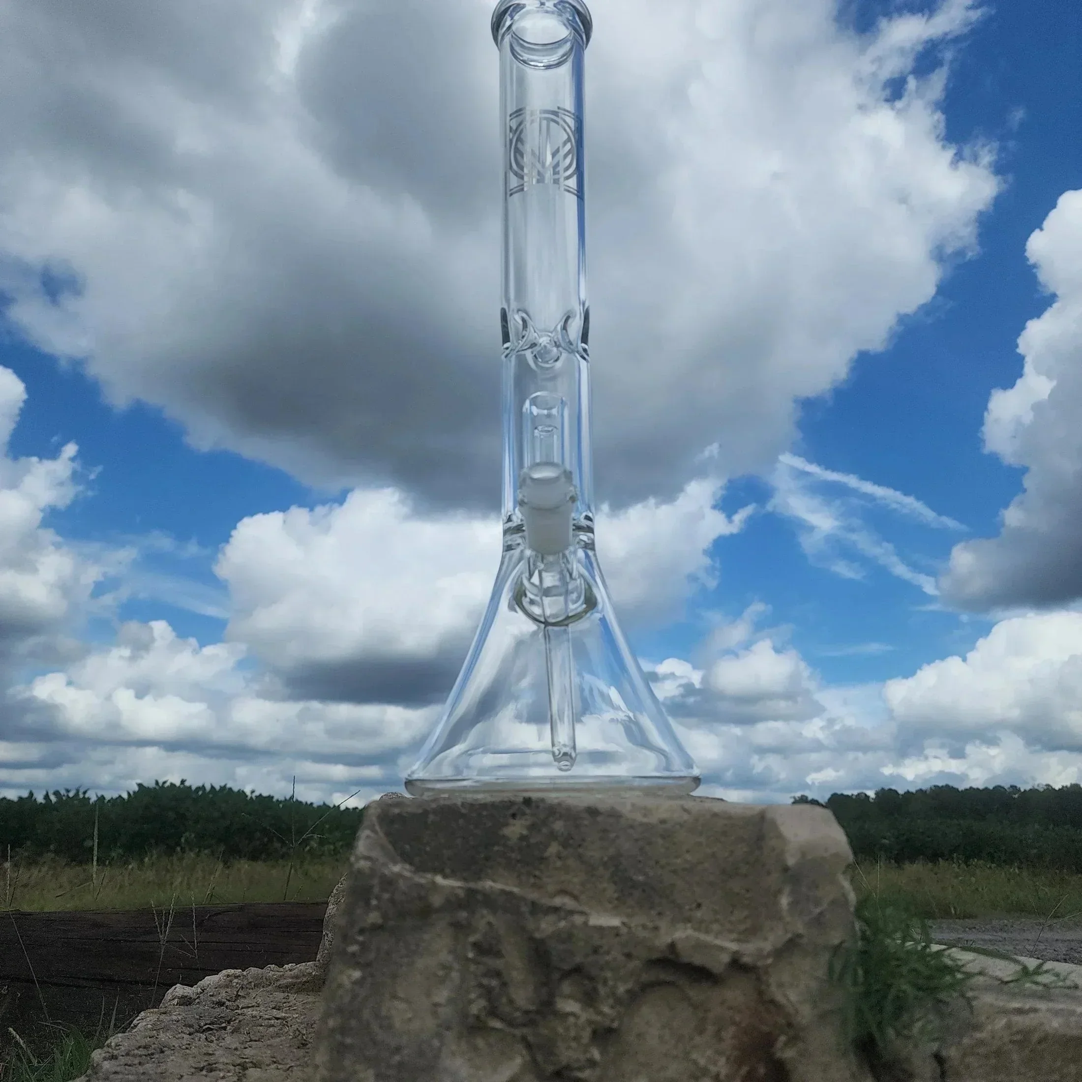 Licit Glass - Circ Beaker - Image 2