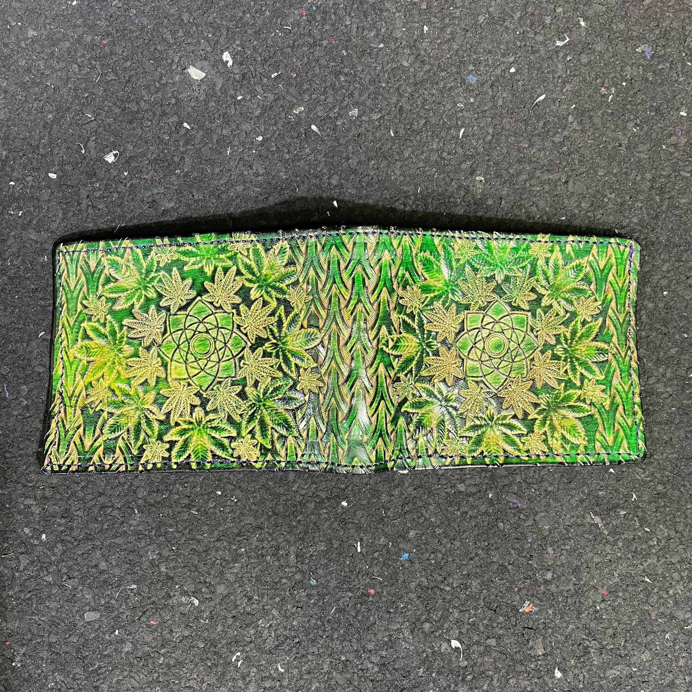 Lost Sailor Leather - Green Leaf Sacred Geometry Wallet - Image 6
