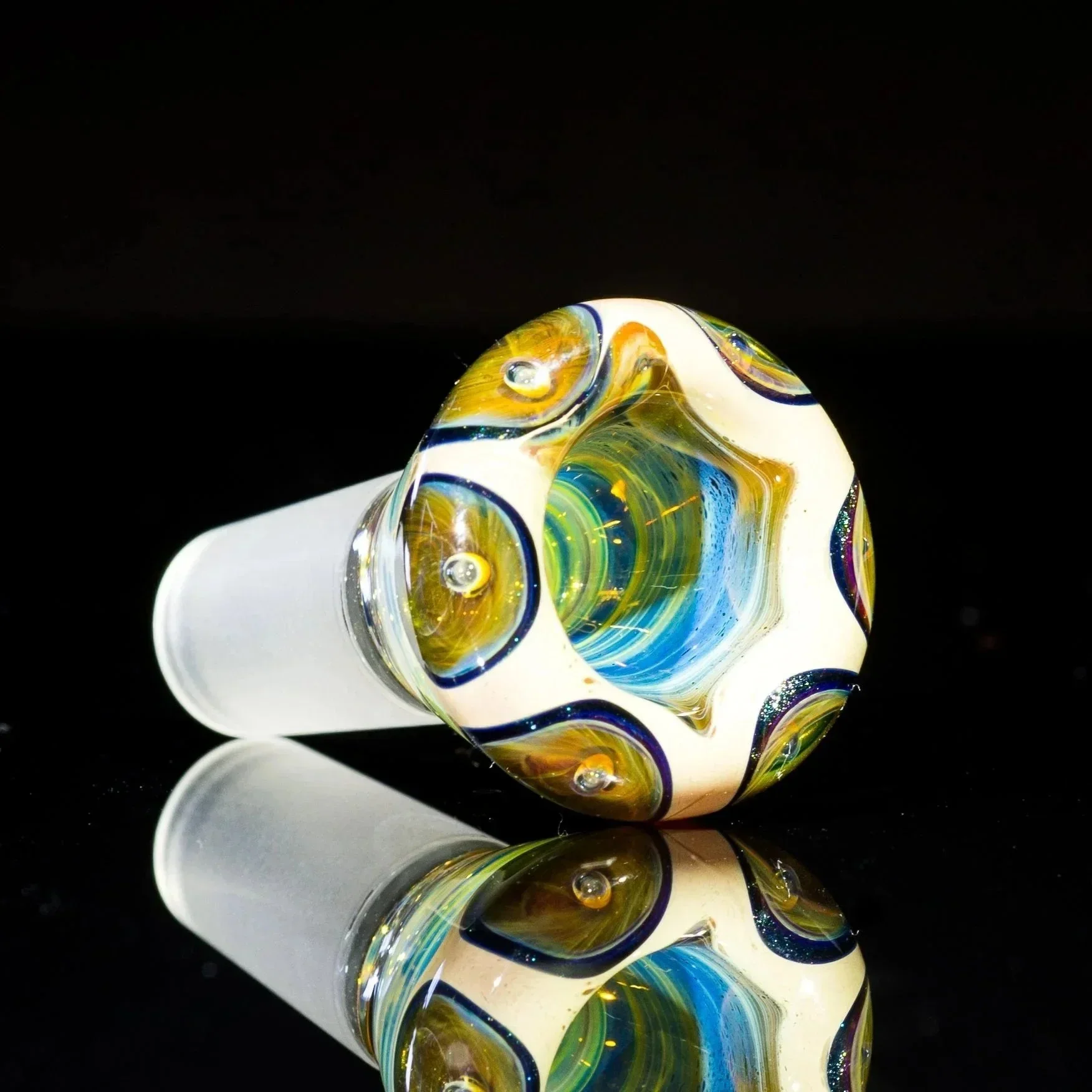 MTP Fume Twist Airtrap 14mm Slide - Image 2