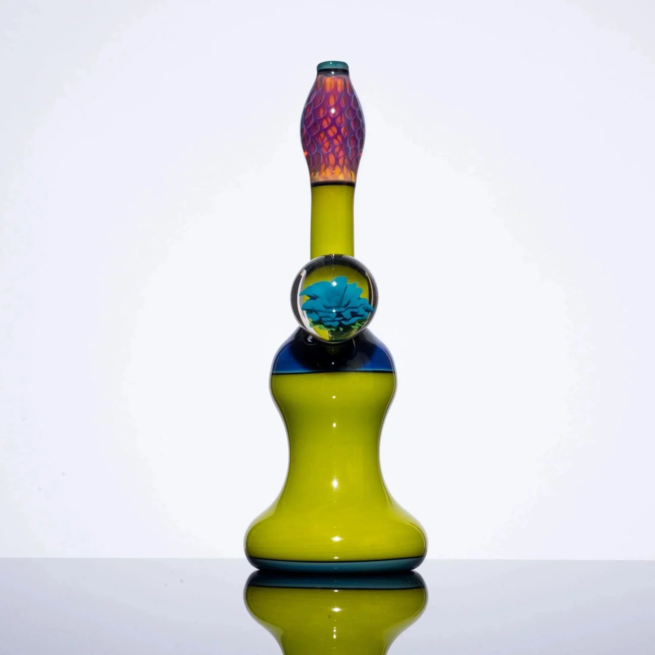 Plug a Nug Chartruese Honeycomb Hanger w/ Flower Marble - Image 6