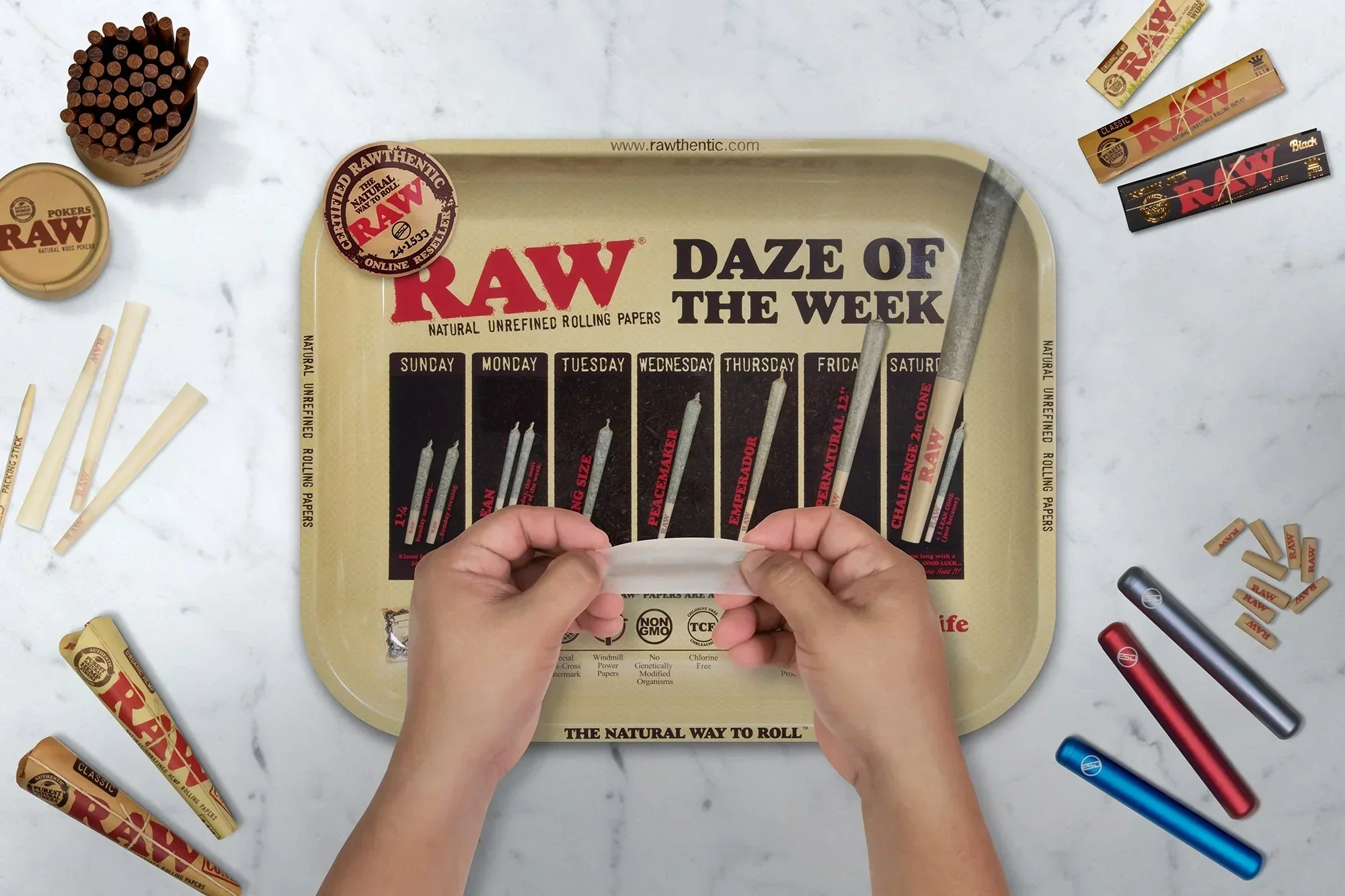 RAW - Daze Of The Week Large Rolling Tray - Image 5