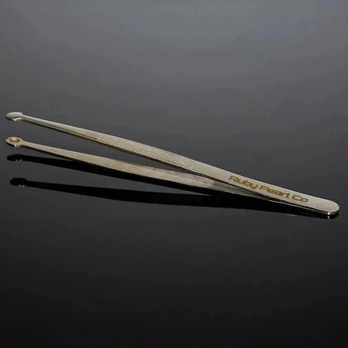 Ruby Pearl Co - Pearl Tweezer - Image 3
