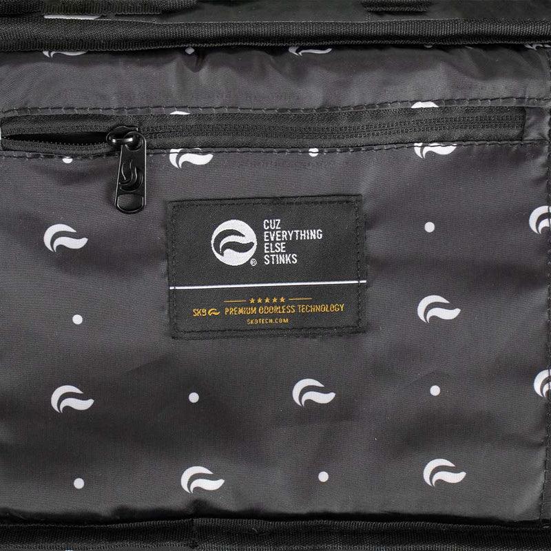 Skunk - Sling Medium - Image 10