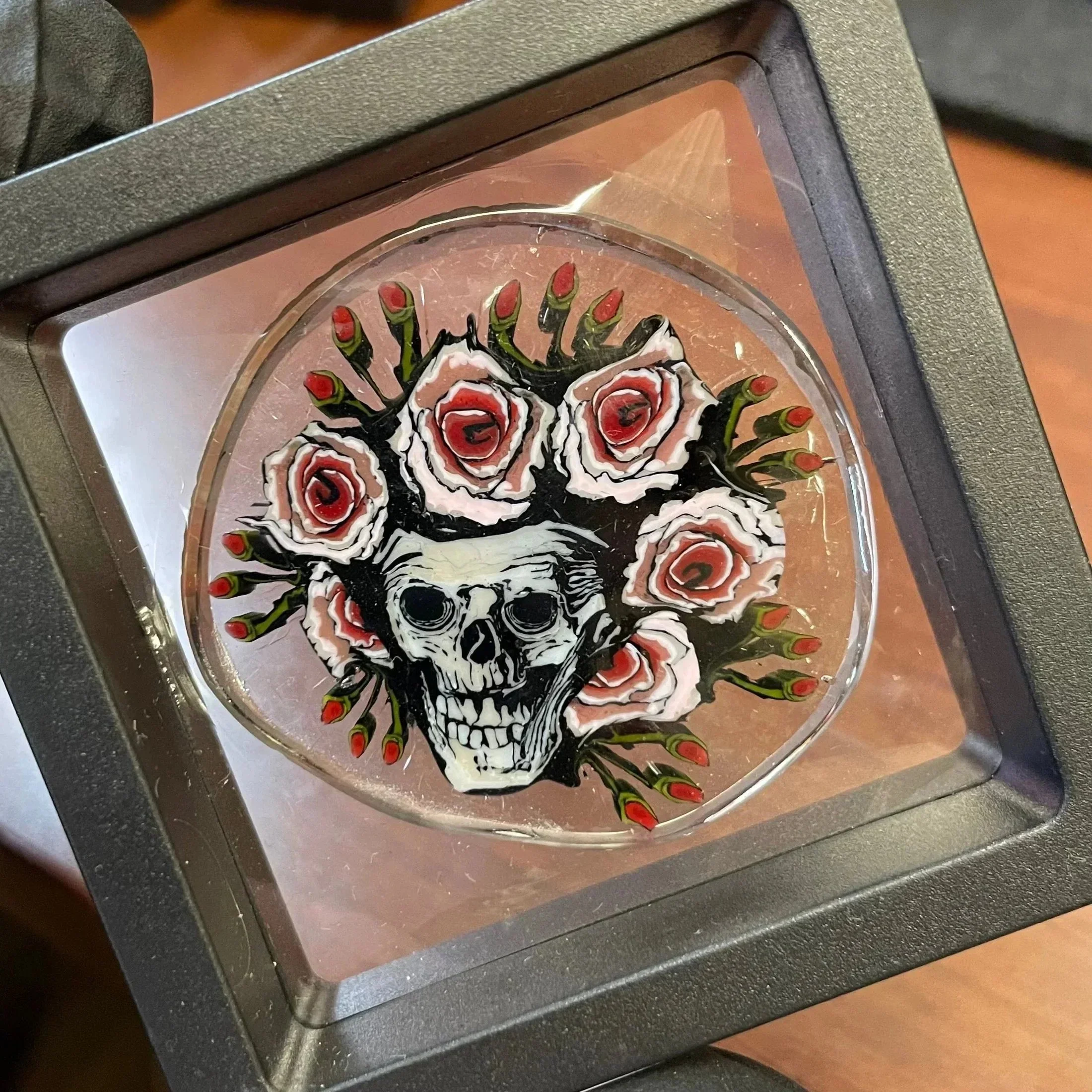 Stephen Boehme - Skull & Roses Coin Large - Image 2